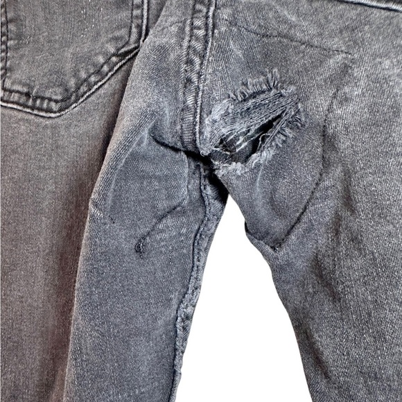 Free People Women's Skinny Stretch Distressed Charcoal Wash Raw Hem Sz. …​​​ - Picture 11 of 13